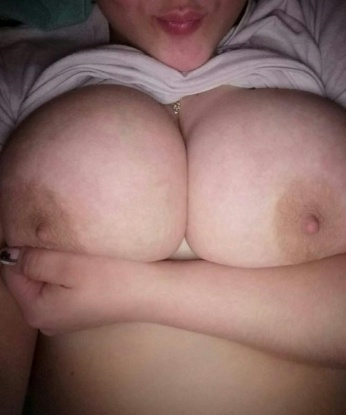 Анкета проститутки Карина - город Инжич-Чукун, 22 года, №9032